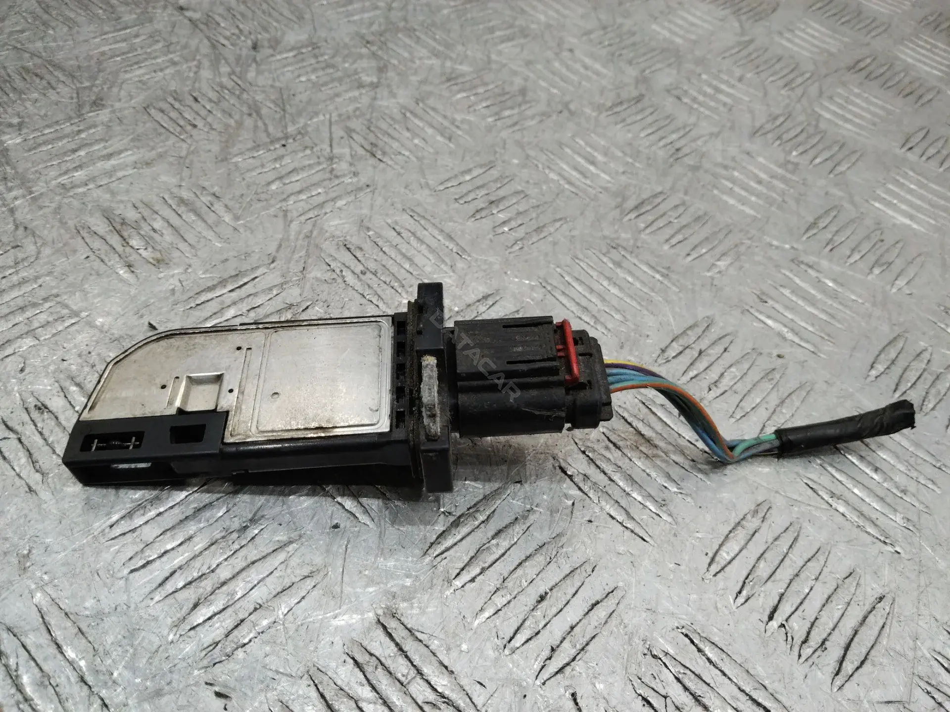 Расходомер воздуха 8V2112B579AA