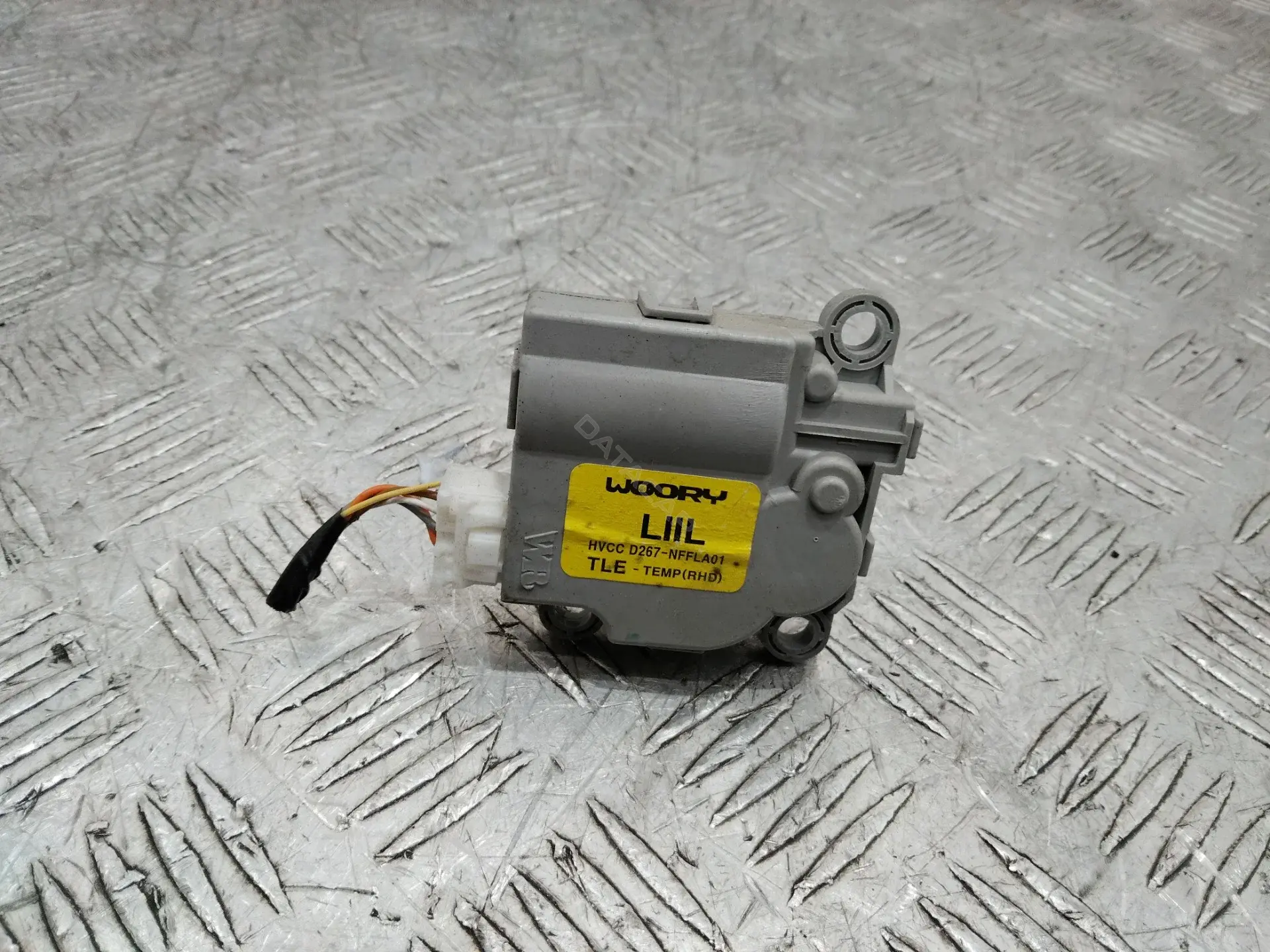 Мотор заслонки печки D267NFFLA01