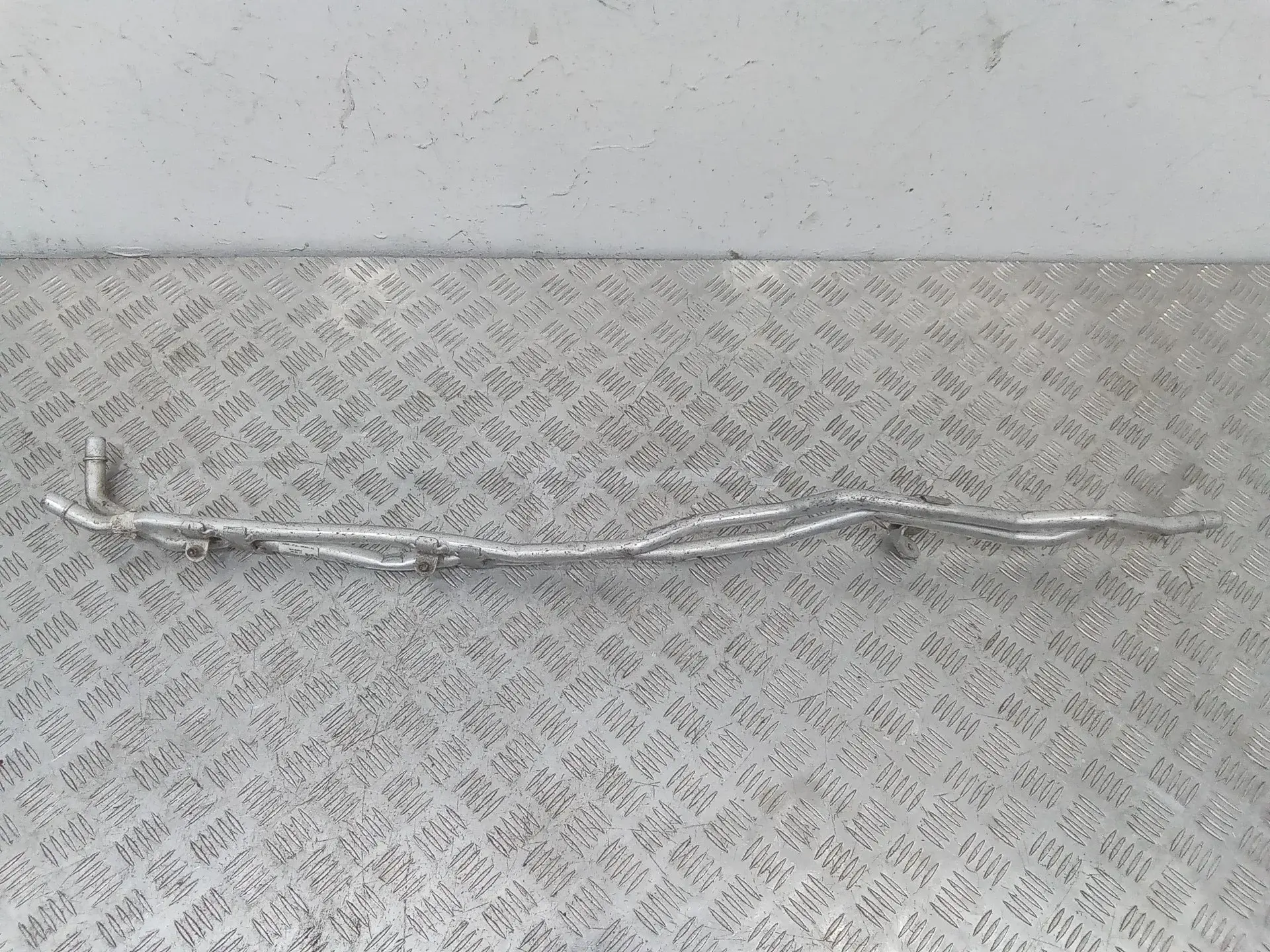 Патрубки системы охлаждения JPLA18K620AE