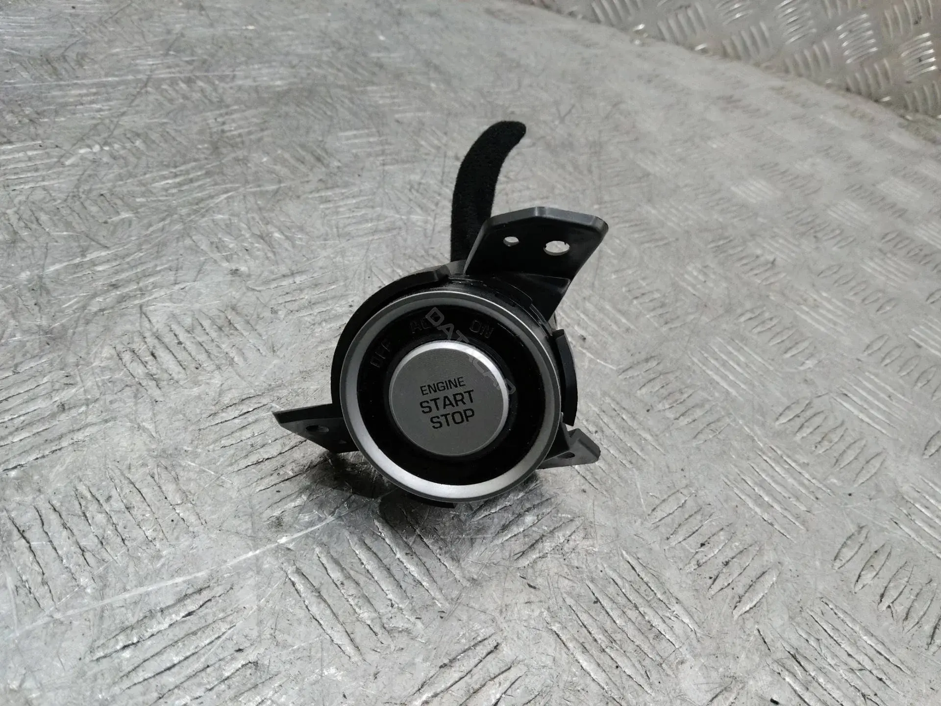 Кнопка запуска двигателя 95430D3500ZL5