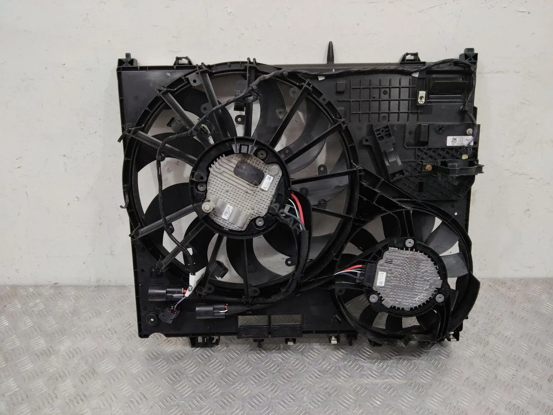 Вентилятор радиатора FPLA8K232CE, HPLA8C607BC