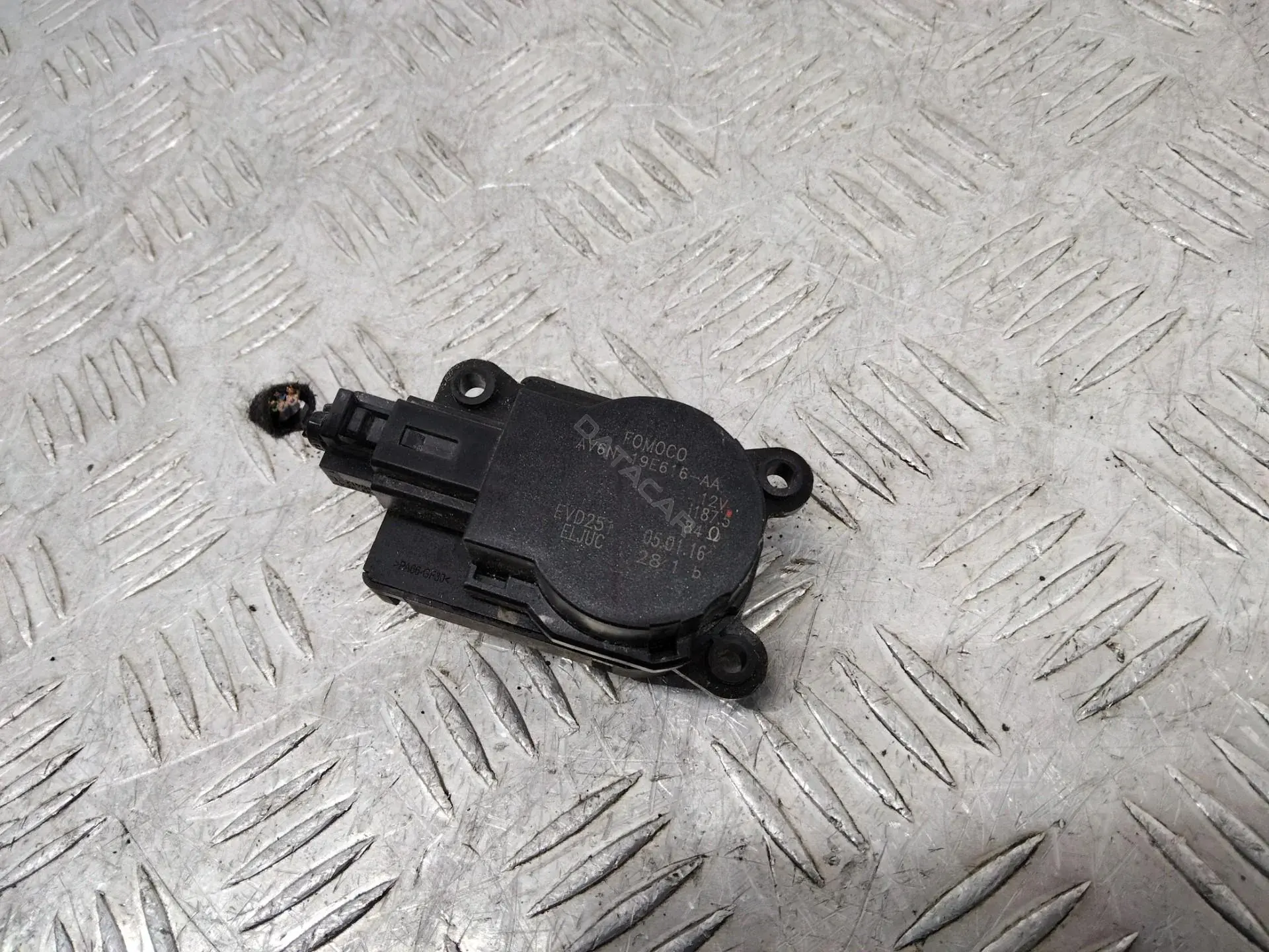 Мотор заслонки печки AV6N19E616AA