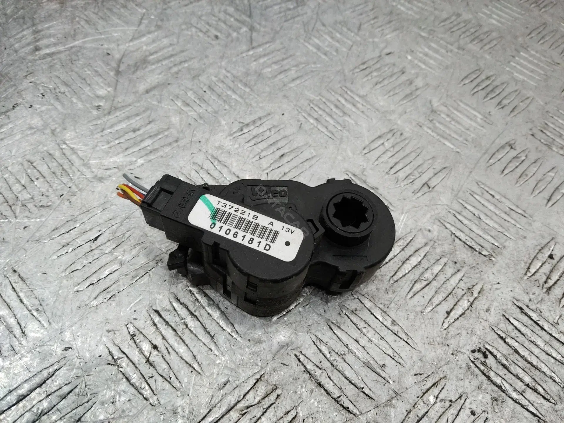 Мотор заслонки печки T37221BA