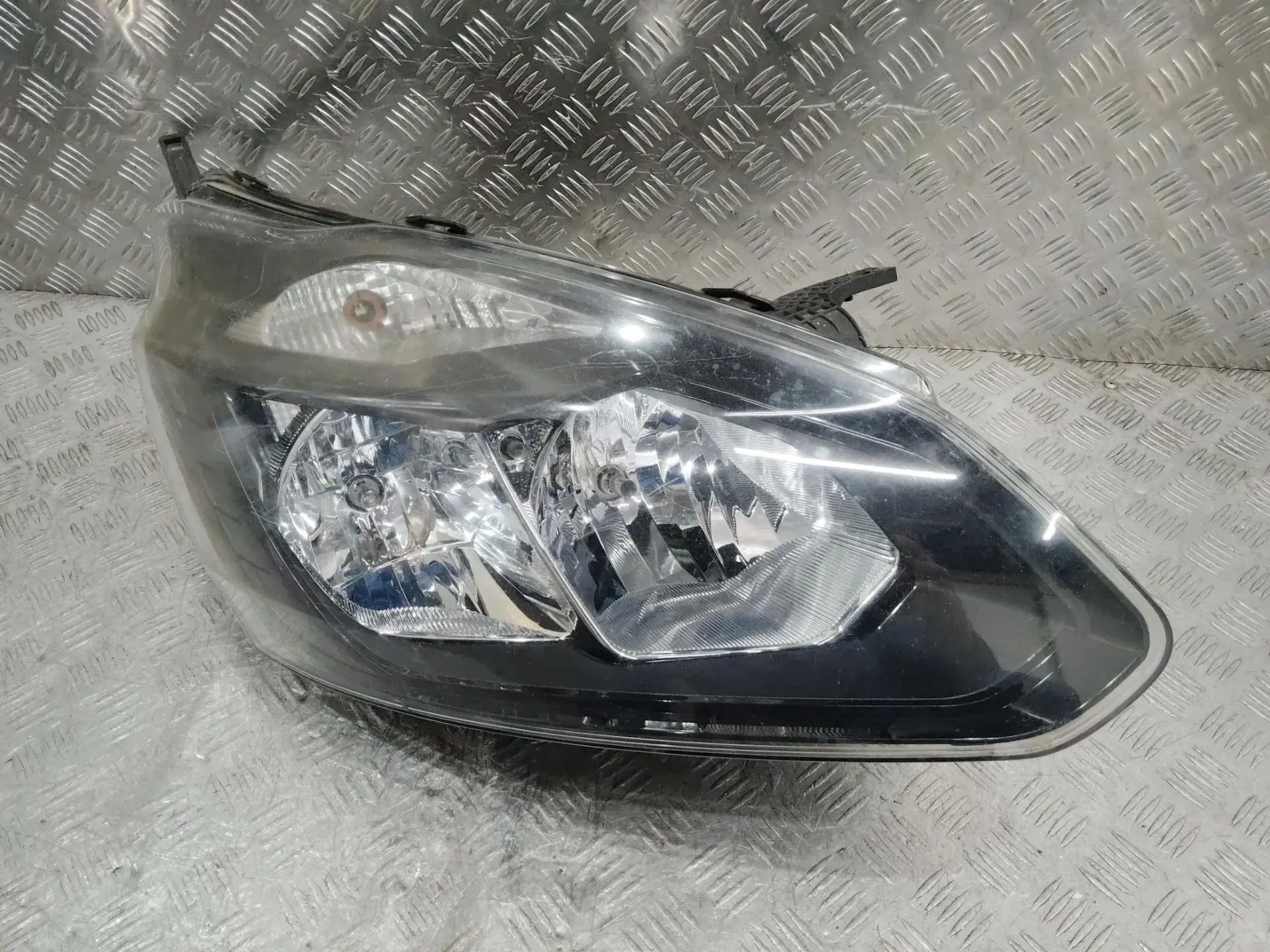 Фары BK2113W029AJ