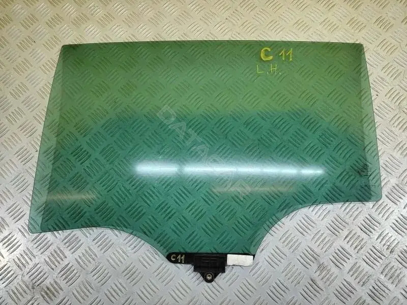 Стекло двери 24982