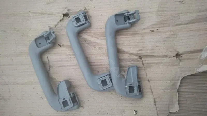 Ручка внутренняя потолочная 7461052030B0