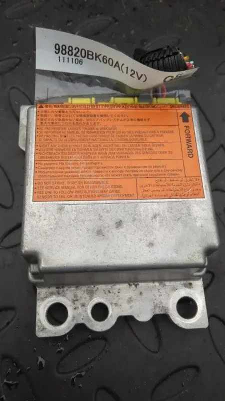 Блок управления подушками безопасности 98820BK60A