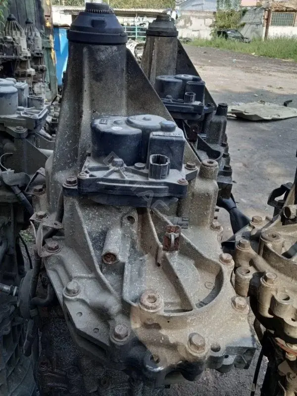 Раздаточная коробка 33100EA301