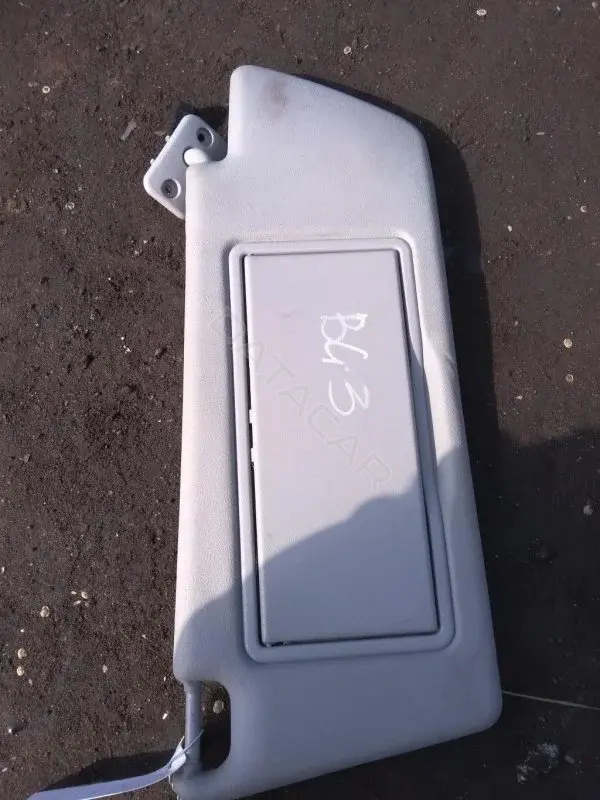Козырек солнцезащитный 50886