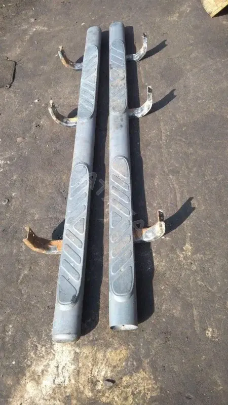 Подножка 96101EB10A