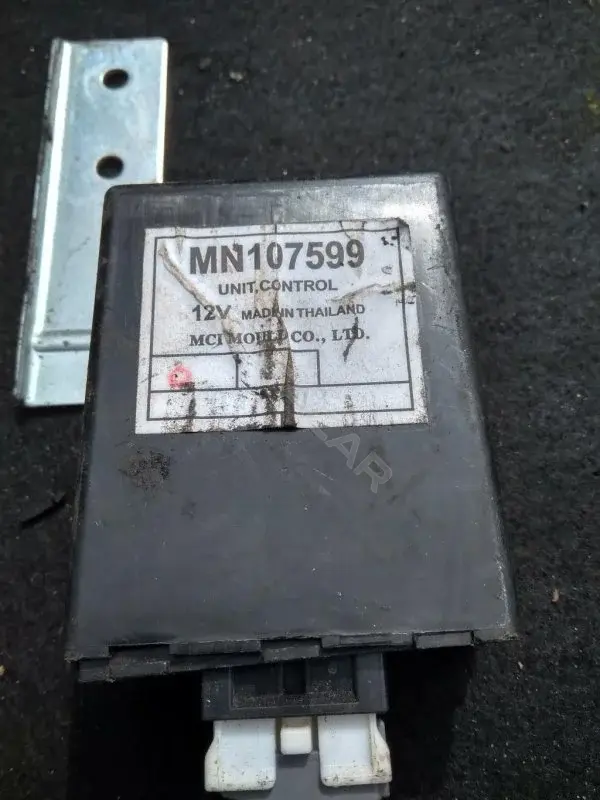 Блок управления светом MN107599