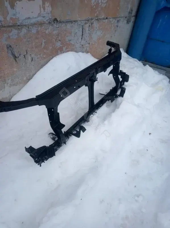 Панель передняя 64079