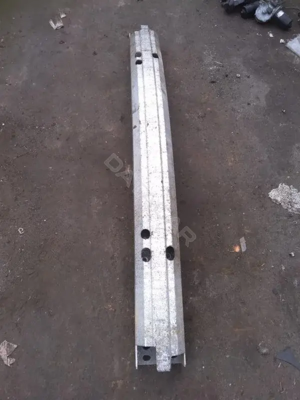 Усилитель бампера 64266