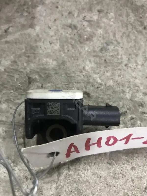 Датчик удара 67680