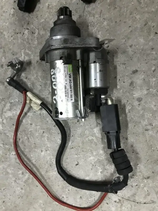 Стартер 0AM911023b