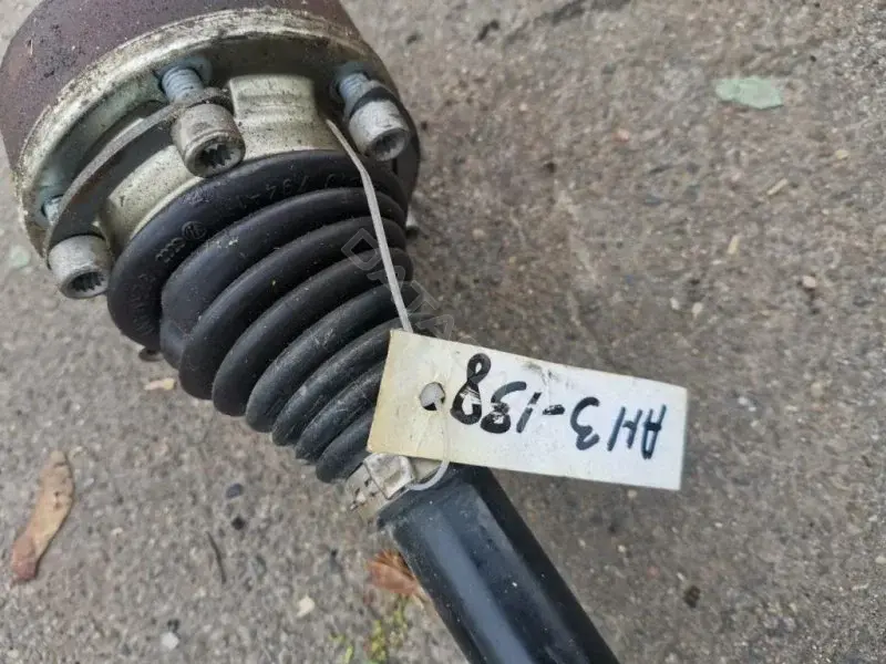 Приводной вал / Полуось 68624