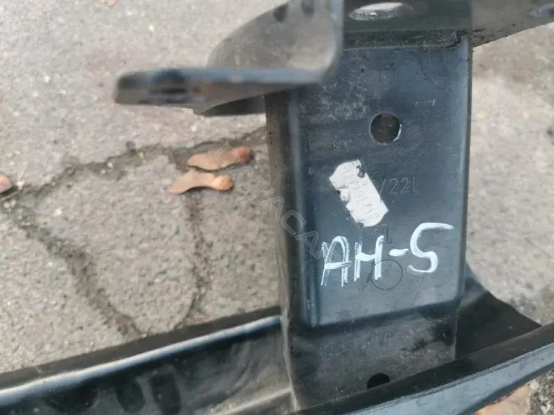 Усилитель бампера 68856