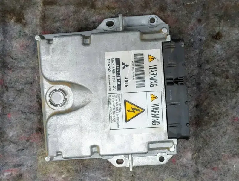 Блок управления двигателем 1860A549
