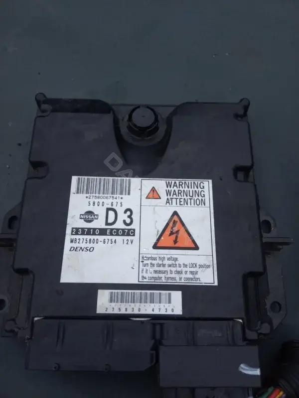 Блок управления двигателем MB2758006754