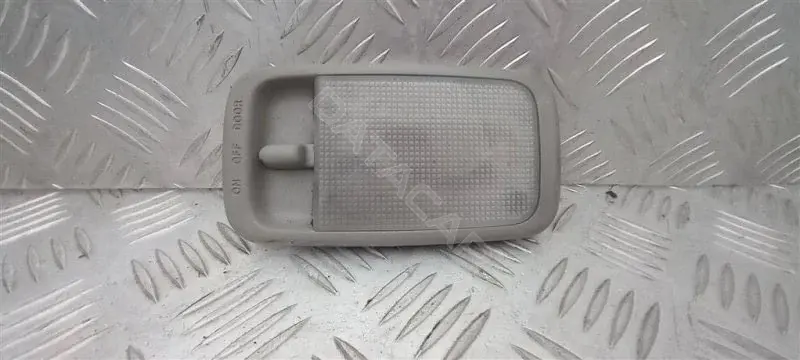 Плафон освещения салона 812400K010B0