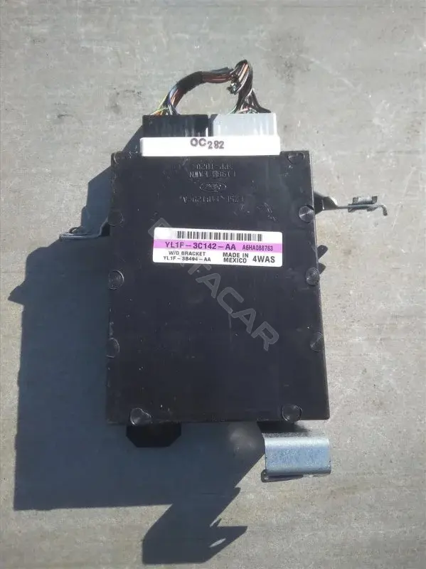 Блок управления пневмоподвеской YL1F3C142AA