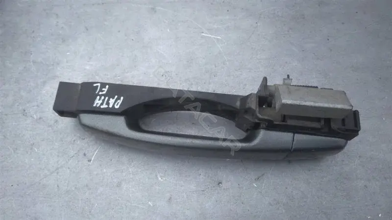 Ручка двери 80640EB33B