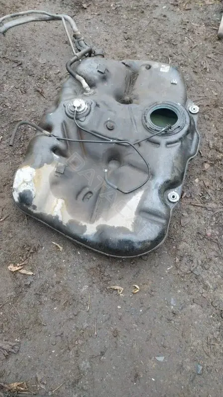 Топливный бак 78892
