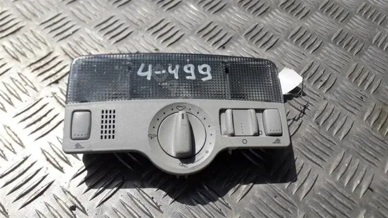 Плафон освещения салона 80734