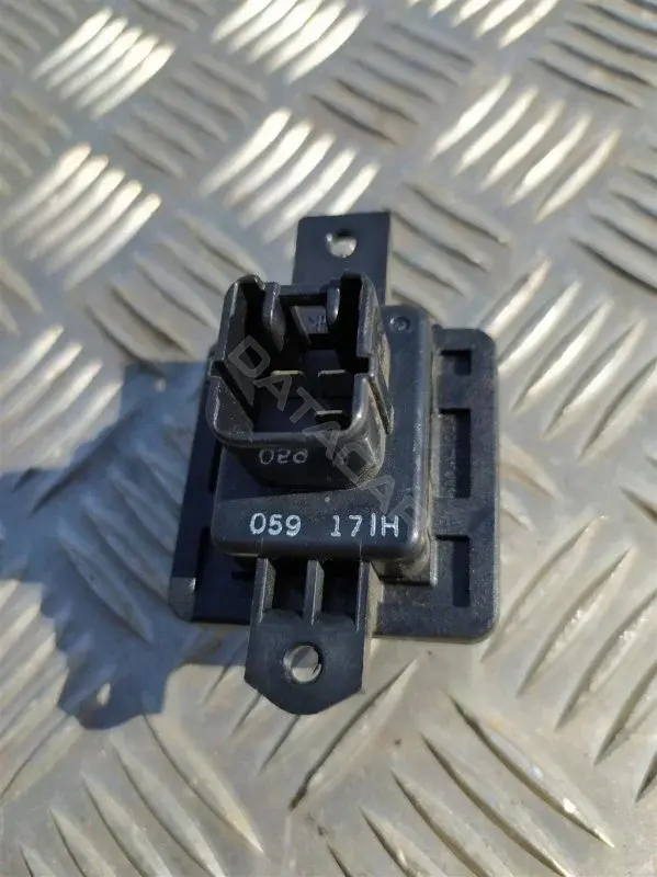 Резистор печки 7810A284