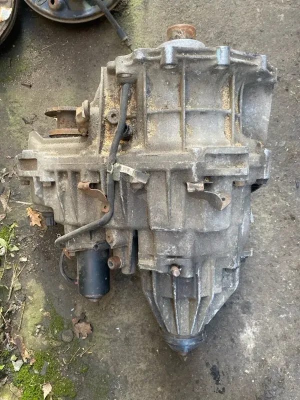 Раздаточная коробка 33100EA70A