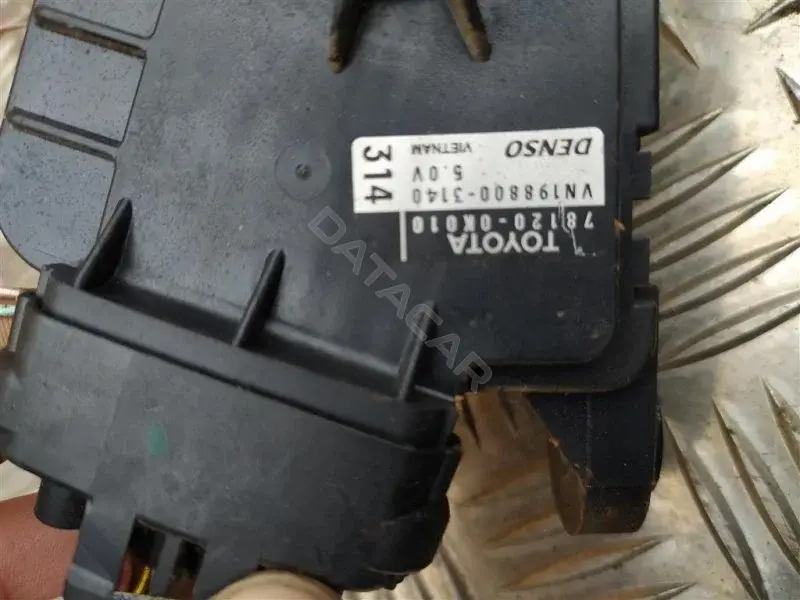 Педаль газа 83557