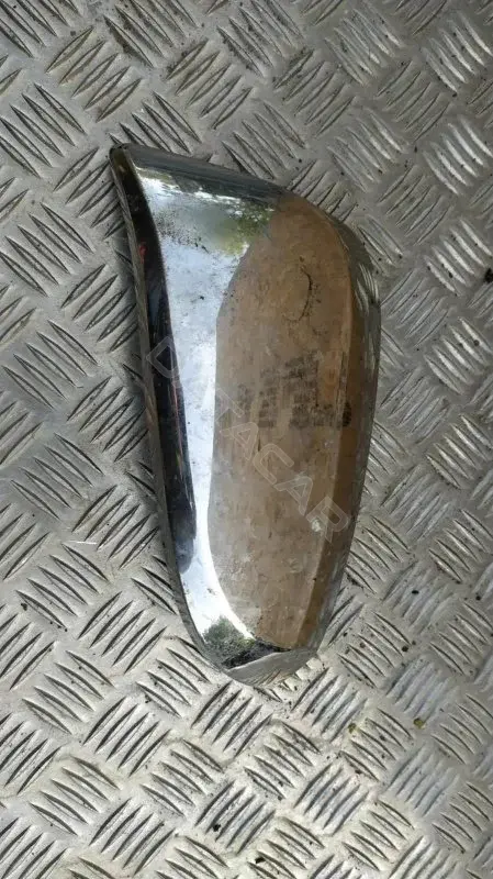 Крышка зеркала 84095