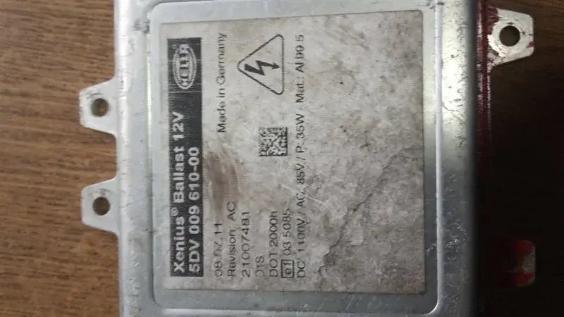 Блок розжига ксенона 00961000
