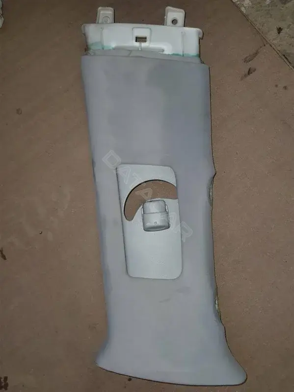 Обшивка стойки центральной 7302430010