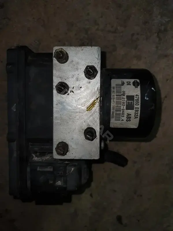 Блок управления АБС 47660EB32A