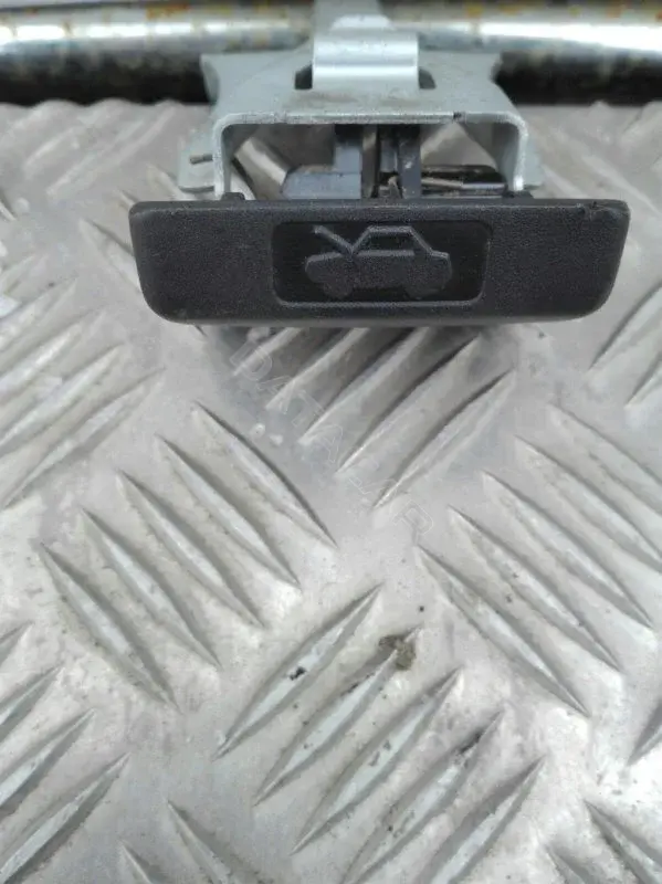 Ручка открывания капота 65621EB305