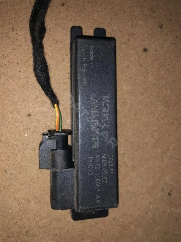 Усилитель антенны AH4215K603AA