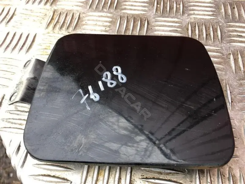 Крышка лючка топливного бака 87919
