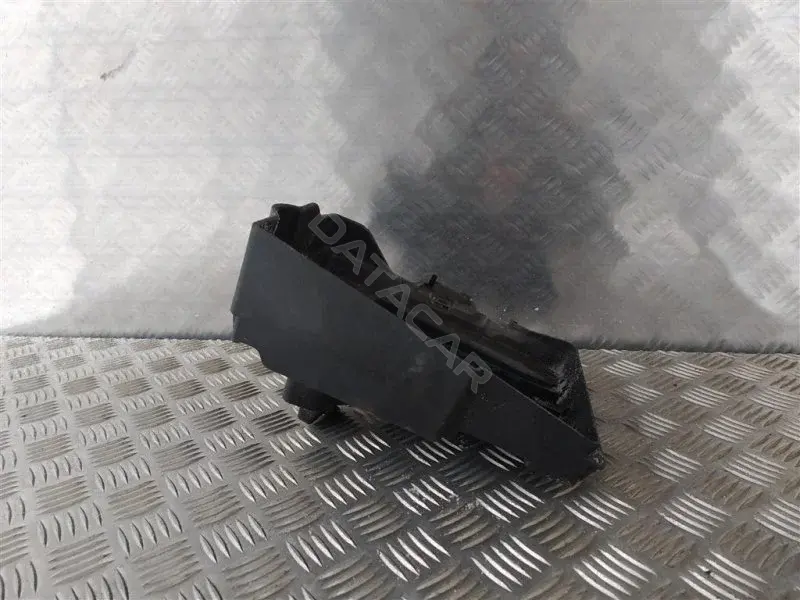 Полка аккумулятора 5115731AA