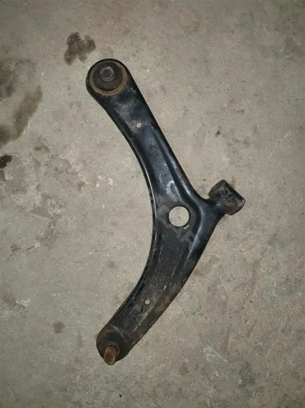 Рычаги 5105040AA