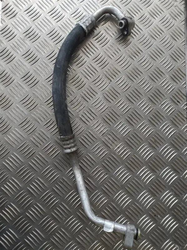 Трубка кондиционера 05058151AB