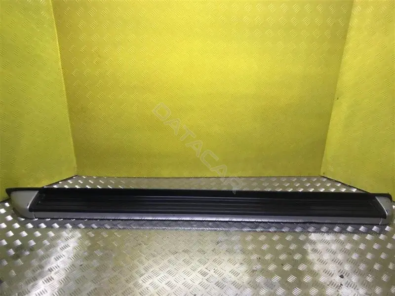 Подножка 961004JB3A