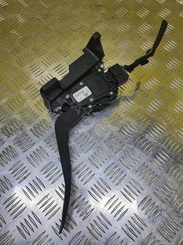 Педаль газа 180025X00B