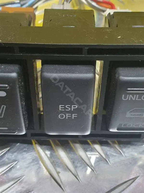 Кнопка антипробуксовочной системы (ABS/ESP) 25145JD00A