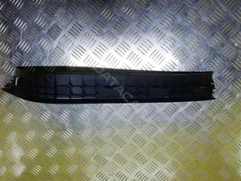 Пластик салона 89670