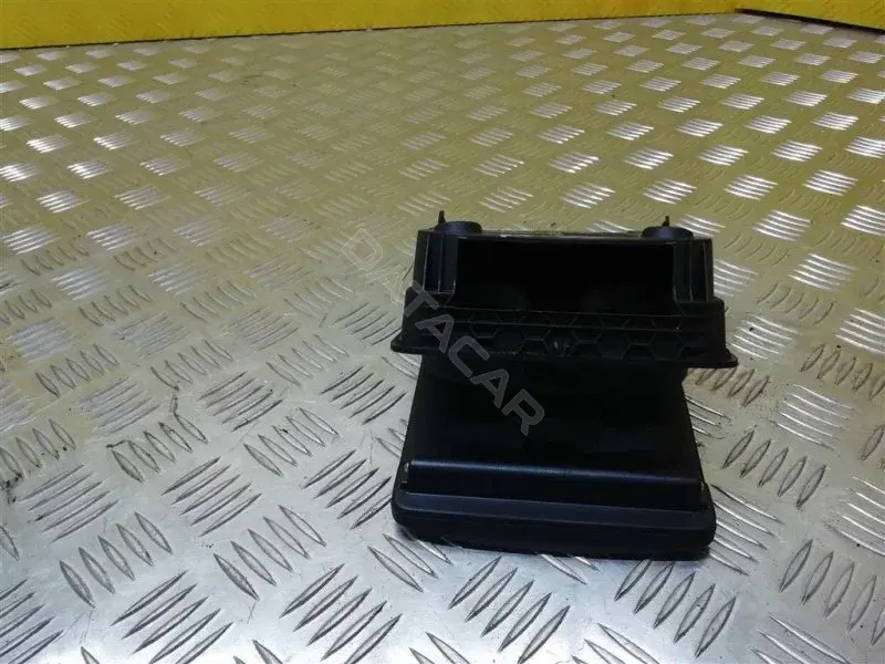 Подлокотник 1K0862532F