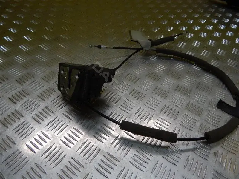 Замок двери 825001CA0A
