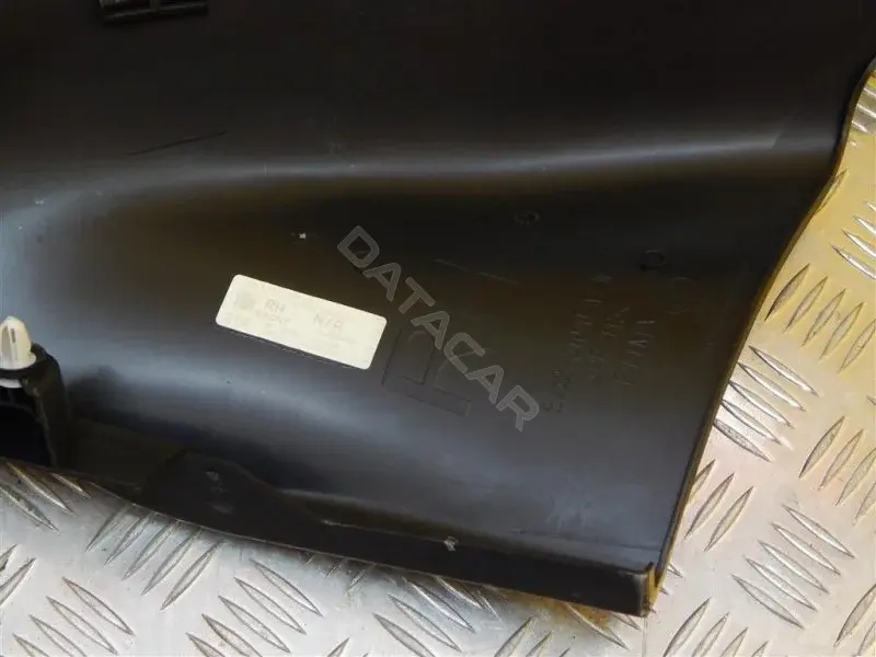 Обшивка стойки задней BJ3231071A
