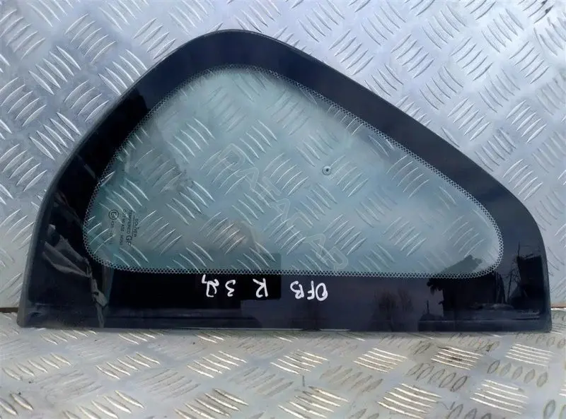 Стекло двери 92972