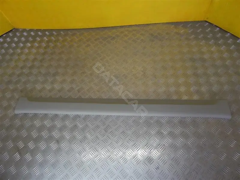 Обшивка стойки 642610K020